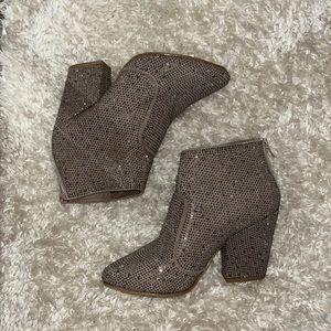 Very G rhinestone bootie